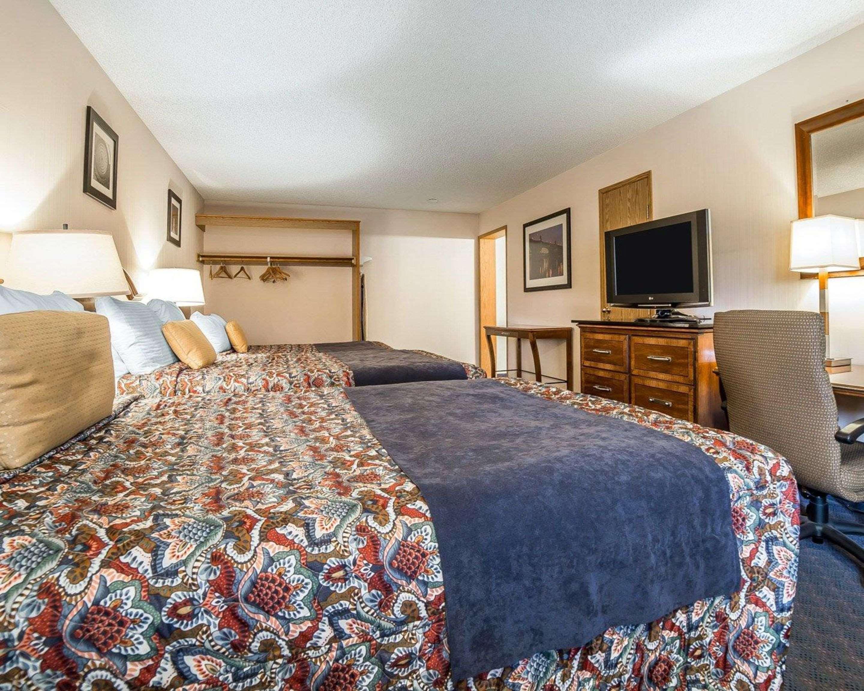 בייקר סיטי Rodeway Inn מראה חיצוני תמונה