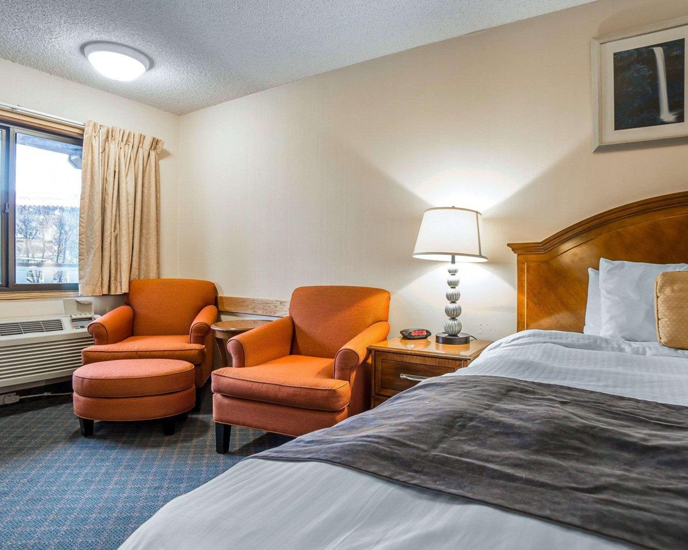 בייקר סיטי Rodeway Inn מראה חיצוני תמונה